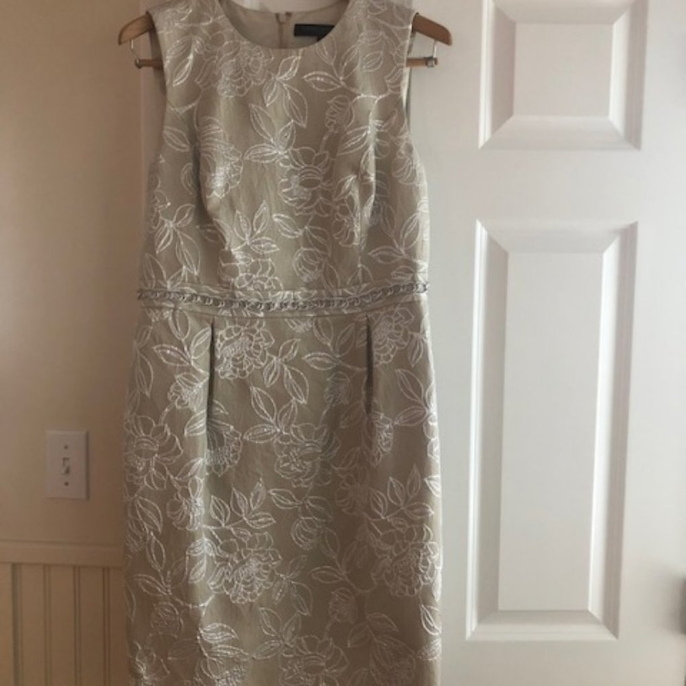 Stunning Carmen Marc Valvo Cocktail Dress
